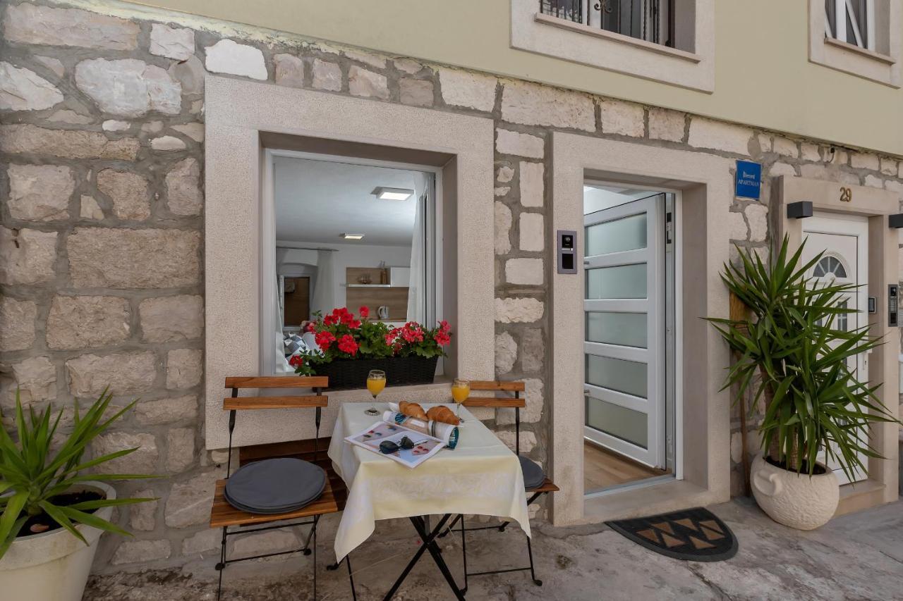 Luxury City Center Apartments Makarska Exterior photo